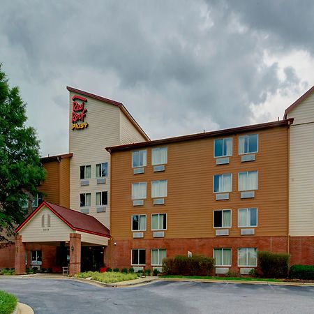 เรด รูฟ พลัส+ รอลีจ์ เอ็นซีเอสยู - คอนเวนชั่น เซ็นเตอร์ Hotel ราลลี ภายนอก รูปภาพ