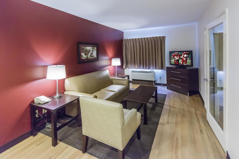 เรด รูฟ พลัส+ รอลีจ์ เอ็นซีเอสยู - คอนเวนชั่น เซ็นเตอร์ Hotel ราลลี ภายนอก รูปภาพ