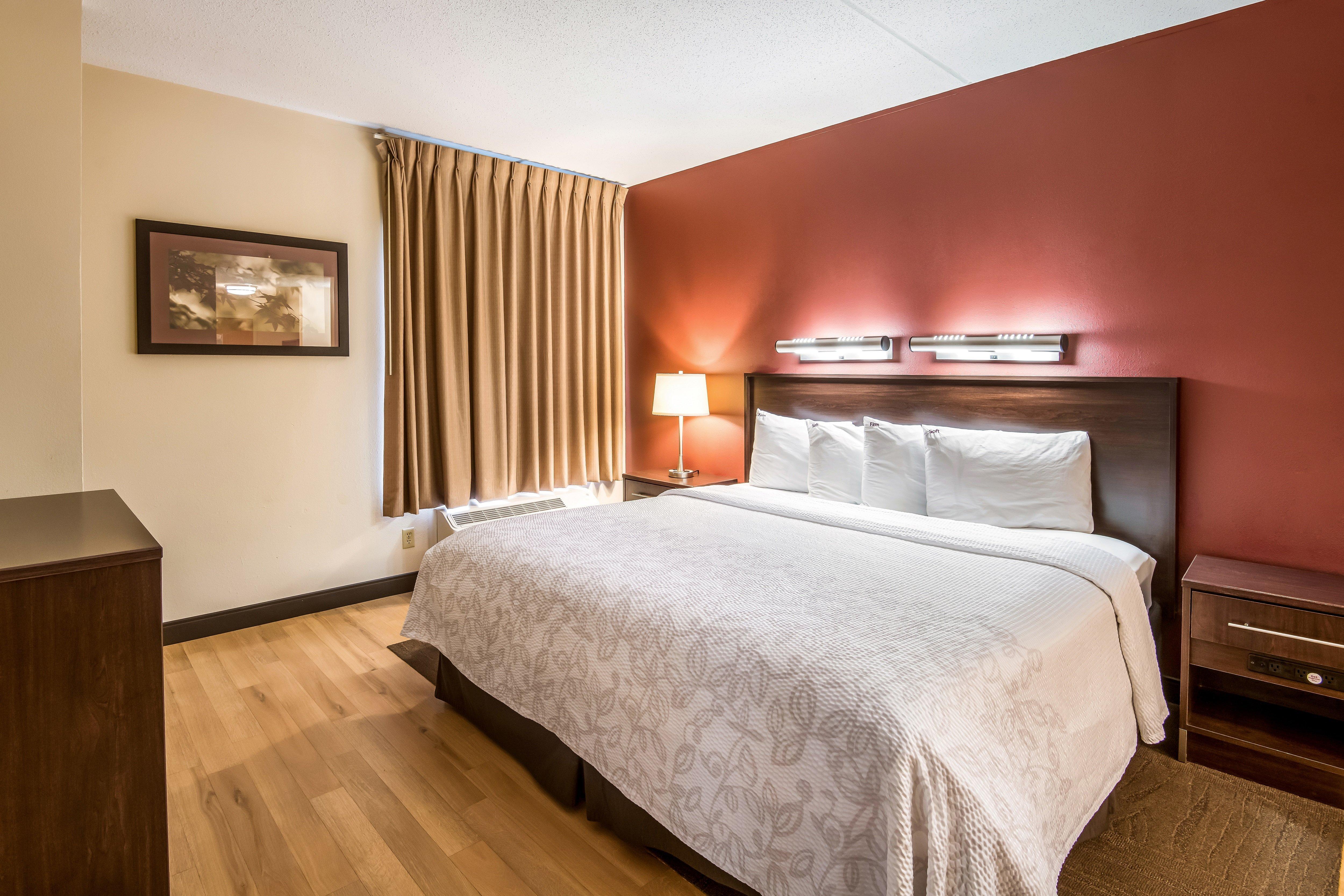เรด รูฟ พลัส+ รอลีจ์ เอ็นซีเอสยู - คอนเวนชั่น เซ็นเตอร์ Hotel ราลลี ภายนอก รูปภาพ