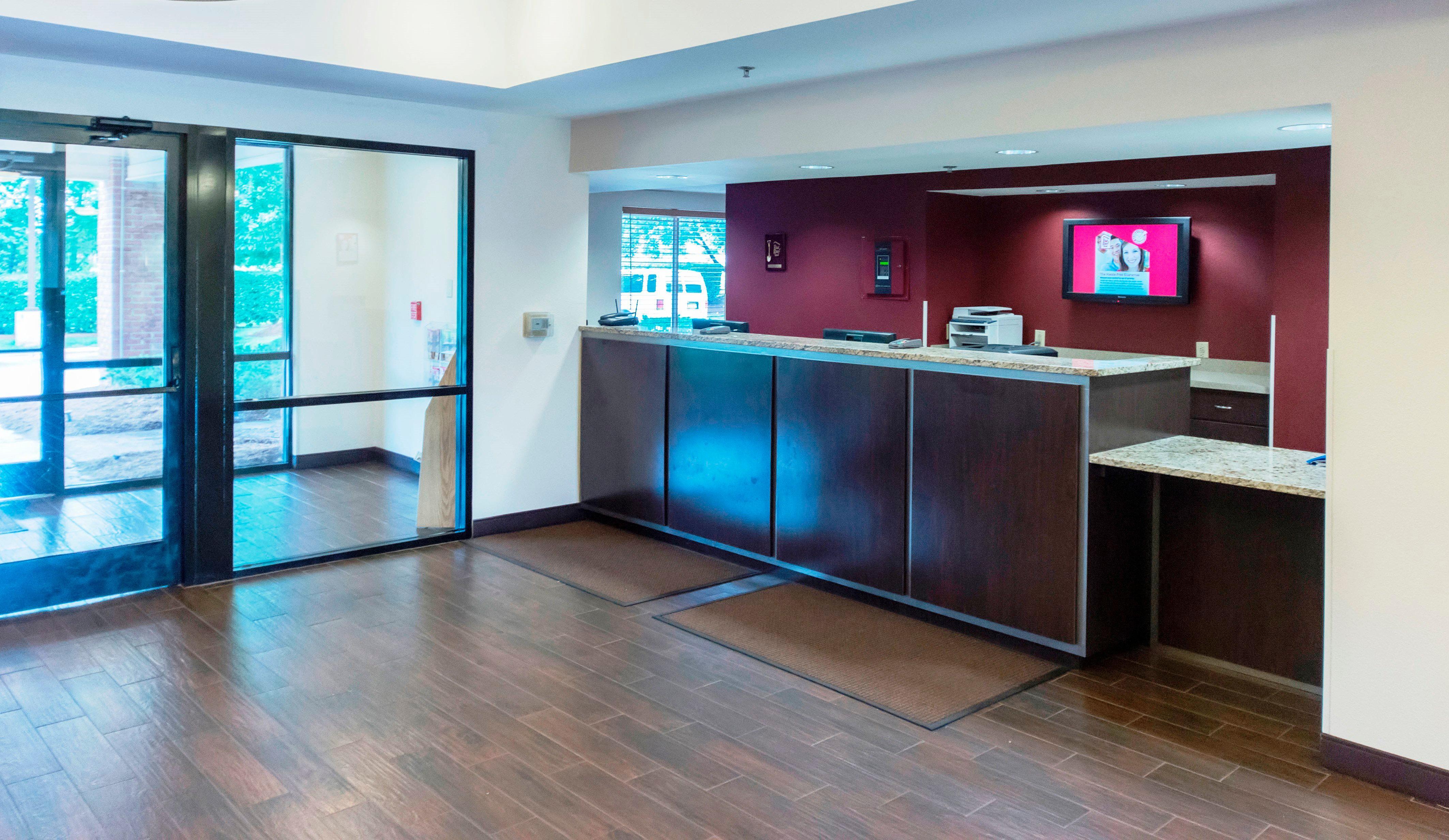 เรด รูฟ พลัส+ รอลีจ์ เอ็นซีเอสยู - คอนเวนชั่น เซ็นเตอร์ Hotel ราลลี ภายนอก รูปภาพ