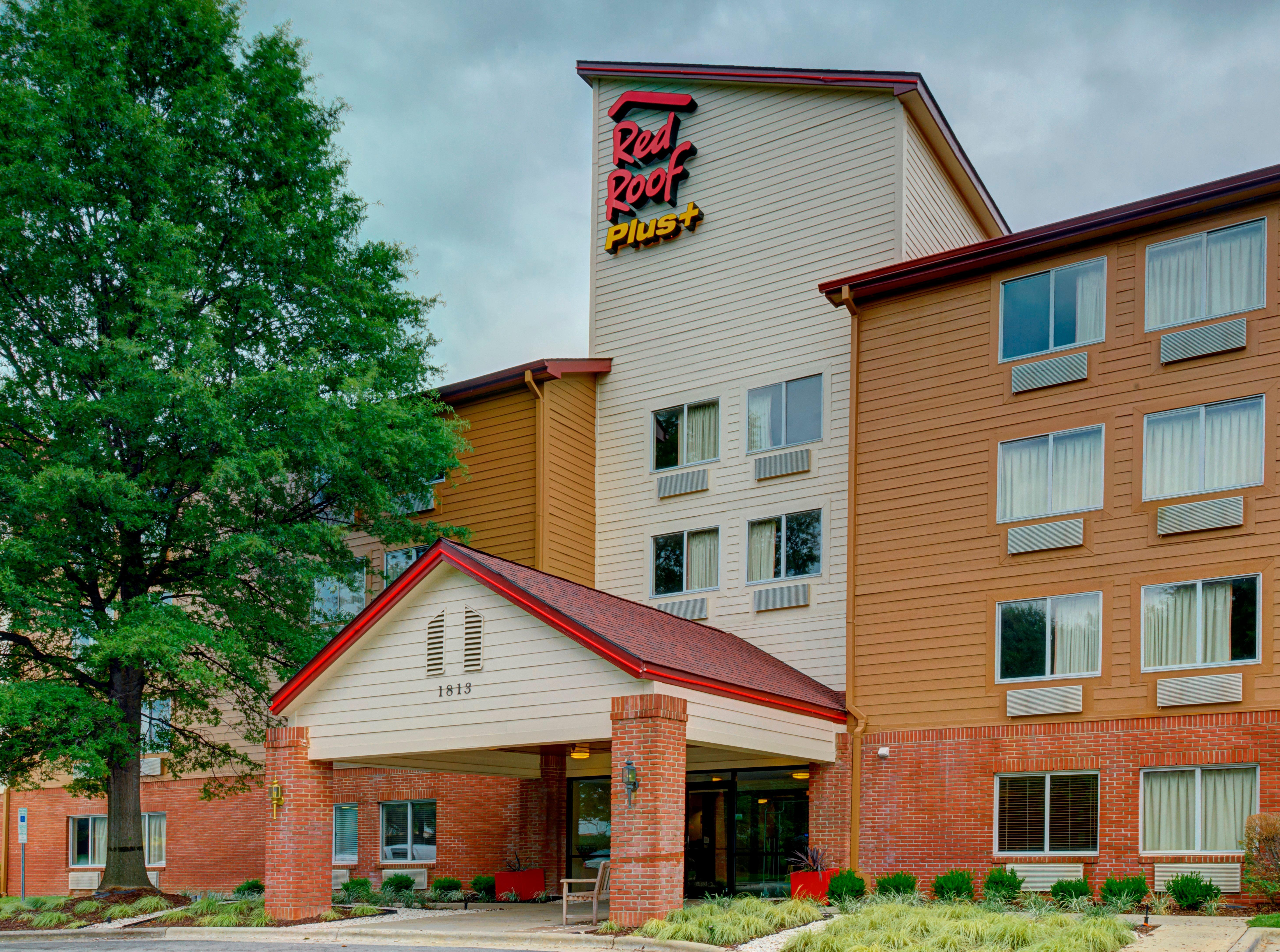 เรด รูฟ พลัส+ รอลีจ์ เอ็นซีเอสยู - คอนเวนชั่น เซ็นเตอร์ Hotel ราลลี ภายนอก รูปภาพ